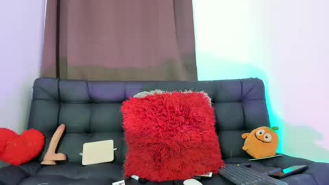 Nia online show from 02.09.25