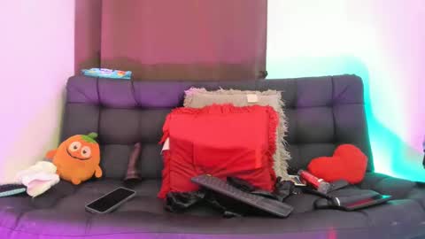 Nia online show from 03.12.25