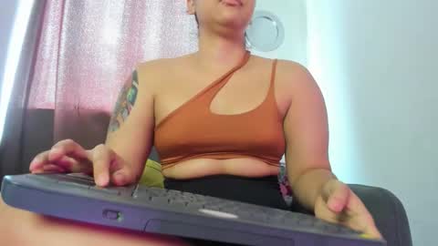 Nia online show from 02.02.26