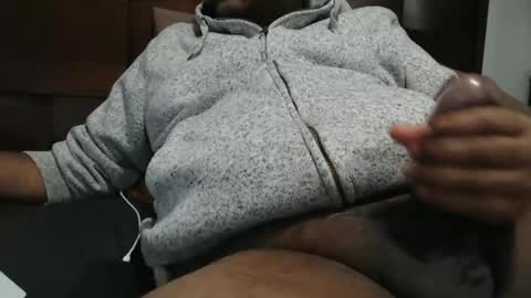 Snapshot of nybibrown chatting on 01.19.25 nycbator online show from 01.19.25