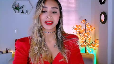 Nycole online show from 12.23.24