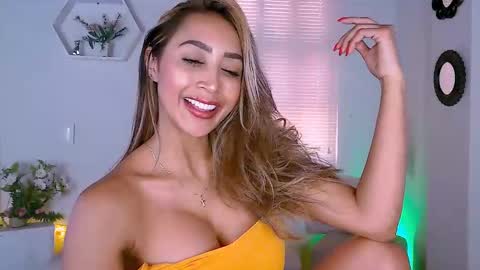 Nycole online show from 01.23.25