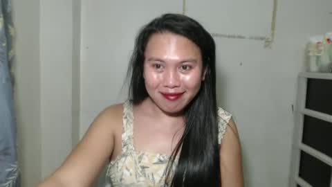 Snapshot of nylecummer chatting on 04.25.26 nylecummer online show from 04.25.26