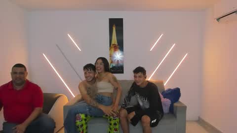 nympho_nathy_sophi online show from 12.13.25