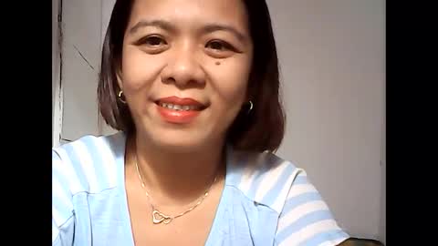 Snapshot of nymphoangel2022 chatting on 02.26.25 I am your angel online show from 02.26.25