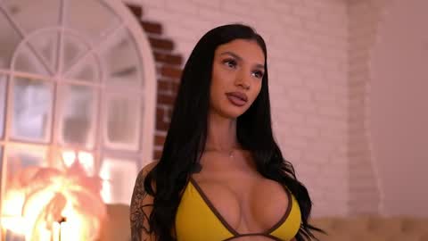 Nyssa online show from 04.08.26