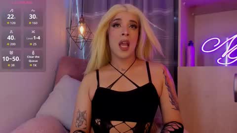Snapshot of nyx__blackwood chatting on 02.25.26 nyx__blackwood online show from 02.25.26