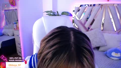 Snapshot of nyx_andria chatting on 01.22.25 Alex . online show from 01.22.25