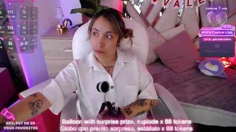 Snapshot of nyx_andria chatting on 02.16.25 Alex . online show from 02.16.25