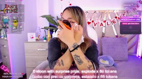 Snapshot of nyx_andria chatting on 02.26.25 Alex . online show from 02.26.25