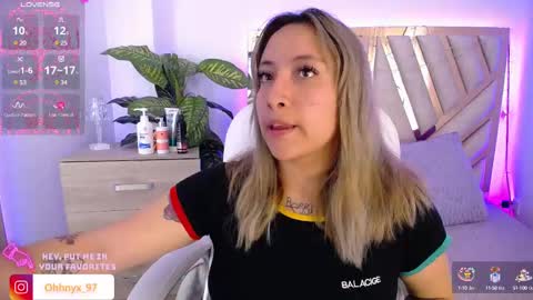 Snapshot of nyx_andria chatting on 03.12.25 Alex . online show from 03.12.25