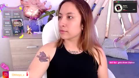 Snapshot of nyx_andria chatting on 09.17.25 Alex . online show from 09.17.25