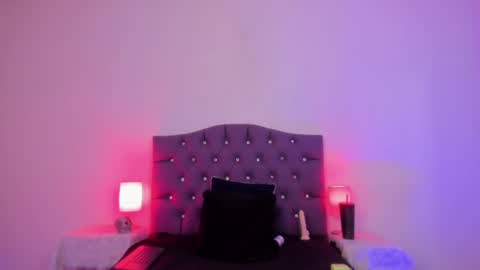   online show from 02.06.25