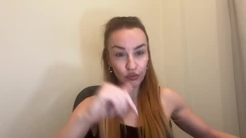 Snapshot of nyxelia_ chatting on 05.04.26 Anastasia online show from 05.04.26