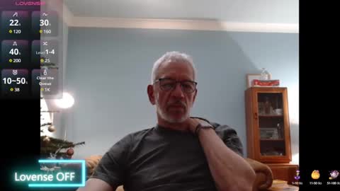 Snapshot of obliox175 chatting on 12.25.24 Obliox online show from 12.25.24