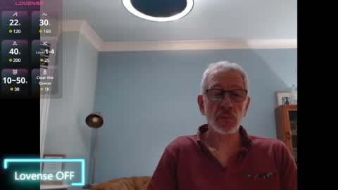 Snapshot of obliox175 chatting on 01.06.25 Obliox online show from 01.06.25