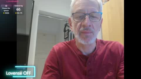 Snapshot of obliox175 chatting on 01.09.25 Obliox online show from 01.09.25