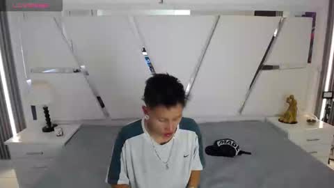 Snapshot of oblivionlove chatting on 02.02.26 oblivionlove online show from 02.02.26