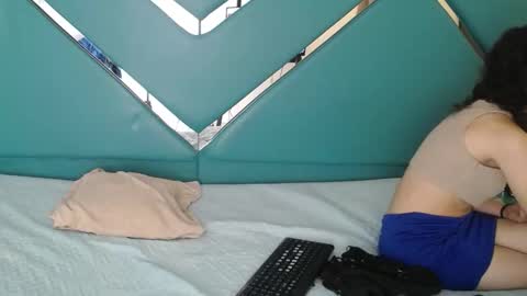 Snapshot of oblivionlove chatting on 02.25.26 oblivionlove online show from 02.25.26