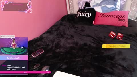 Snapshot of obsidian_playmate chatting on 10.01.25 Obsidian playmate online show from 10.01.25
