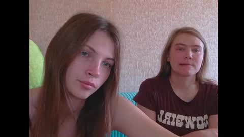 Snapshot of obsos_2 chatting on 09.16.25 DeXsa online show from 09.16.25