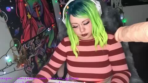 occvlt qveen online show from 12.10.24