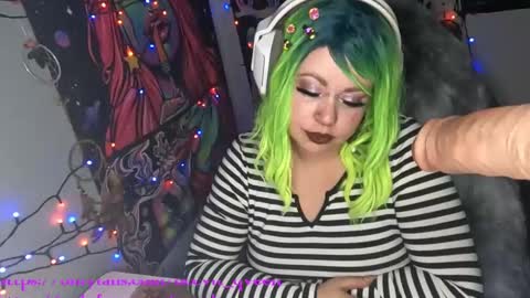 occvlt qveen online show from 12.22.24