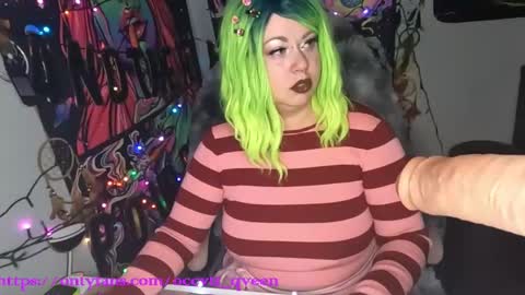 occvlt qveen online show from 01.03.25