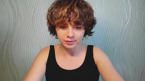 Snapshot of octopussy69x chatting on 09.13.25 Evie online show from 09.13.25