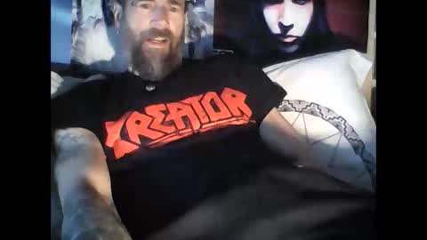 Snapshot of oedipe666 chatting on 04.28.26 oedipe666cam online show from 04.28.26