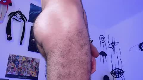 Snapshot of oezack__ chatting on 02.22.25 Zack online show from 02.22.25