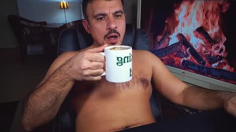 Snapshot of officeman7 chatting on 01.22.25 officeman7 online show from 01.22.25