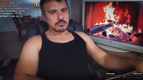 Snapshot of officeman7 chatting on 11.10.25 officeman7 online show from 11.10.25