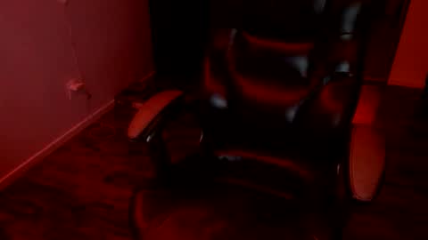 Snapshot of officialmoneyxxx chatting on 02.07.26 Money online show from 02.07.26