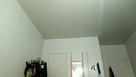 Lit en Cama online show from 09.27.25