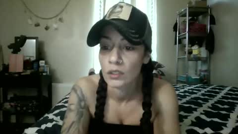 Snapshot of oglitcouple chatting on 03.30.26 Lit en Cama online show from 03.30.26