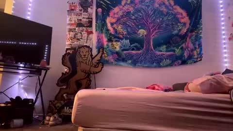 ogtripmushem online show from 10.24.25