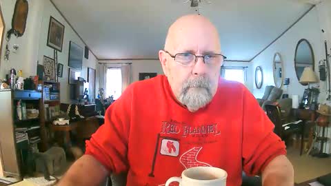 Snapshot of ogusbogus chatting on 01.18.26 Maximus No Mo online show from 01.18.26