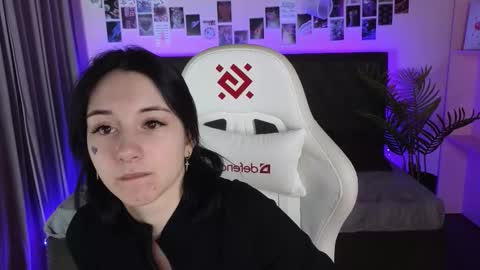 oh_kate_ online show from 02.22.26