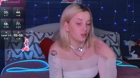 Snapshot of oh_my_julia chatting on 05.14.26 oh_my_julia online show from 05.14.26