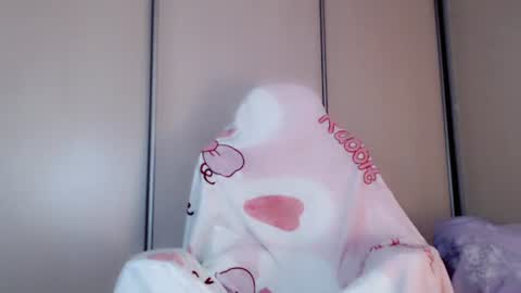 Snapshot of oh_pichuu chatting on 07.09.26 Milly online show from 07.09.26
