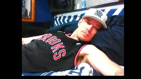 Snapshot of oh_you_know69 chatting on 12.14.24 who dares  toss me some  tips lets have fun online show from 12.14.24