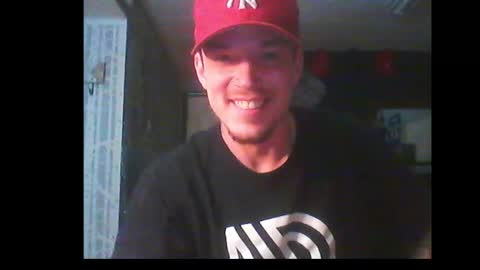 Snapshot of oh_you_know69 chatting on 12.30.24 who dares  toss me some  tips lets have fun online show from 12.30.24