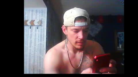 Snapshot of oh_you_know69 chatting on 12.31.24 who dares  toss me some  tips lets have fun online show from 12.31.24