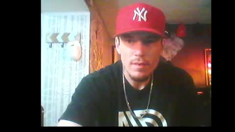 Snapshot of oh_you_know69 chatting on 01.01.25 who dares  toss me some  tips lets have fun online show from 01.01.25