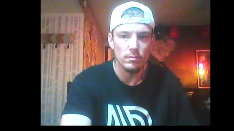 Snapshot of oh_you_know69 chatting on 01.02.25 who dares  toss me some  tips lets have fun online show from 01.02.25