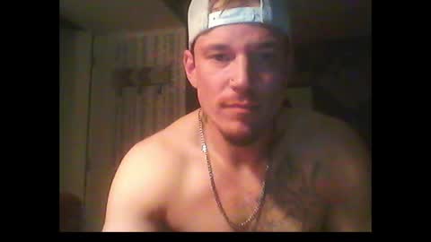 Snapshot of oh_you_know69 chatting on 03.04.25 who dares  toss me some  tips lets have fun online show from 03.04.25