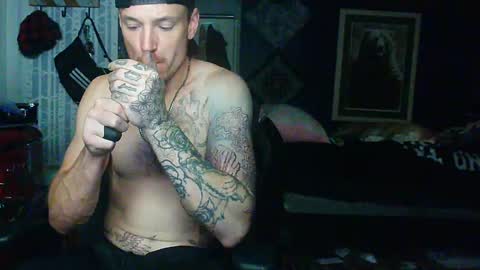 Snapshot of oh_you_know69 chatting on 09.09.25 who dares  toss me some  tips lets have fun online show from 09.09.25