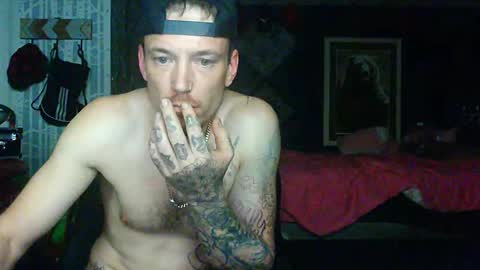 Snapshot of oh_you_know69 chatting on 09.15.25 who dares  toss me some  tips lets have fun online show from 09.15.25