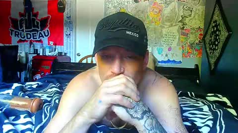 Snapshot of oh_you_know69 chatting on 09.21.25 who dares  toss me some  tips lets have fun online show from 09.21.25